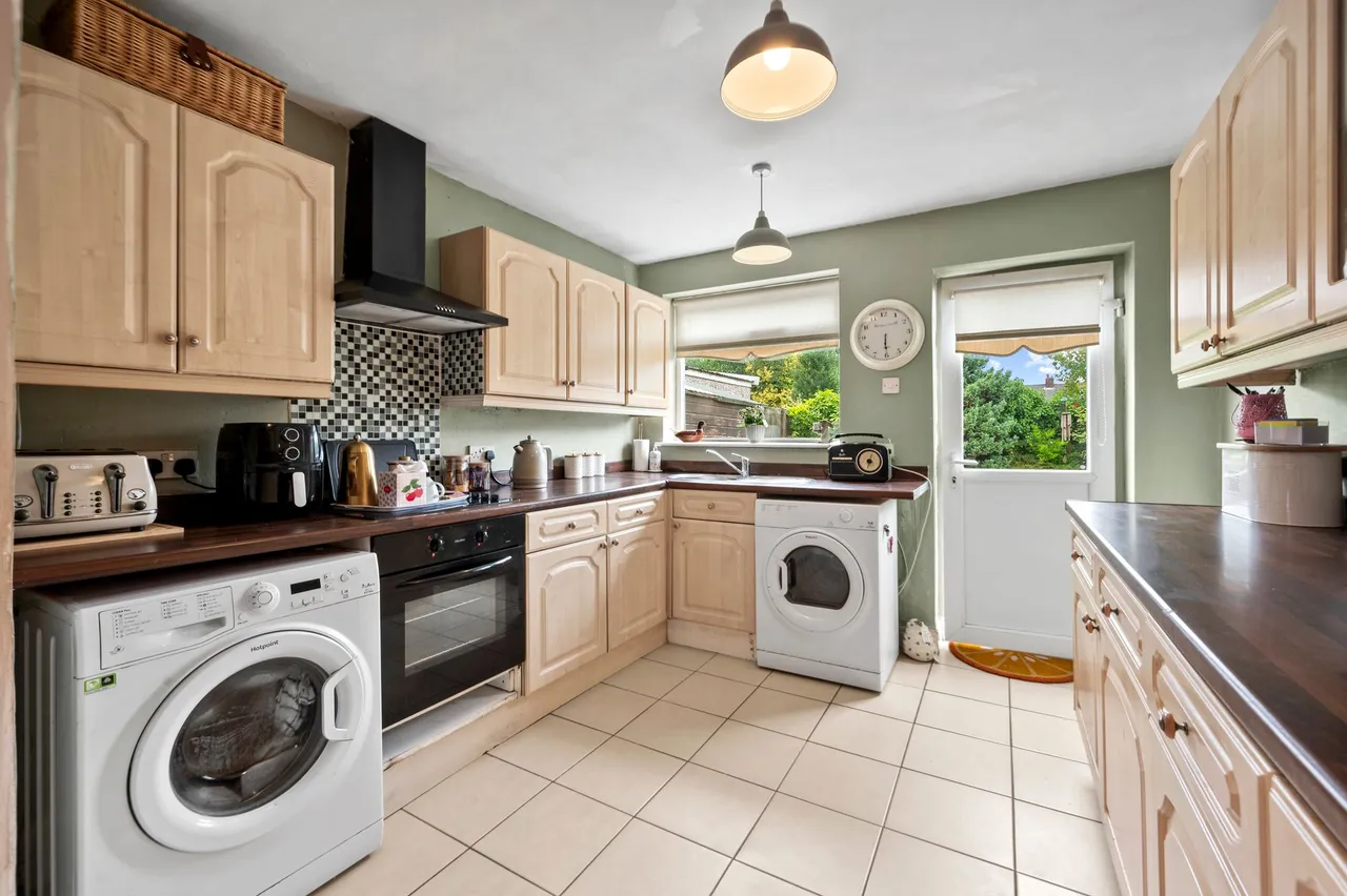 St. Winifred Road, Rainhill, Prescot, Prescot, L35 8PY, photo 2