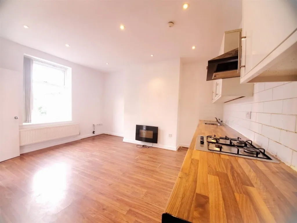 Mount Street, Lockwood, HD1, photo 4