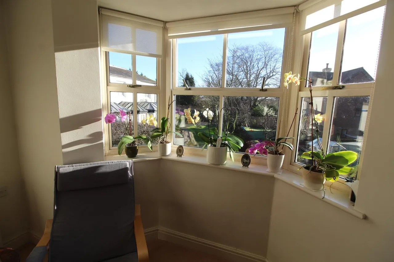 The Lodge, Englefield Green, Surrey, TW20 0DN, photo 12