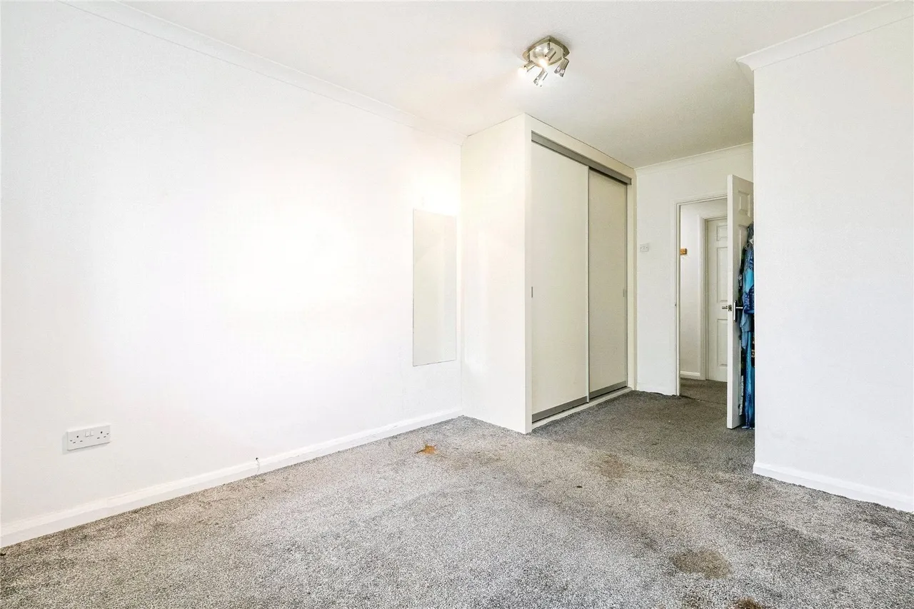Dalestone Mews, Romford, RM3, photo 11