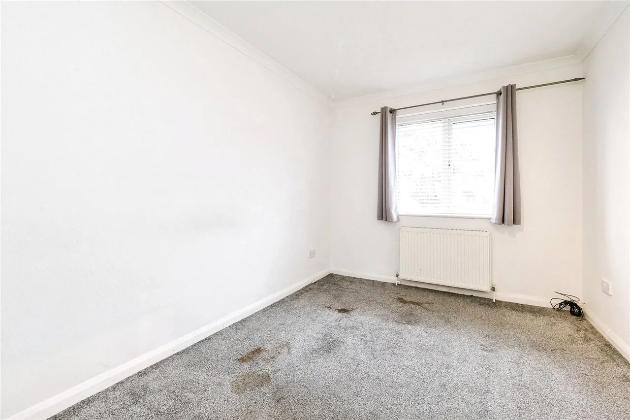 Dalestone Mews, Romford, RM3, photo 10