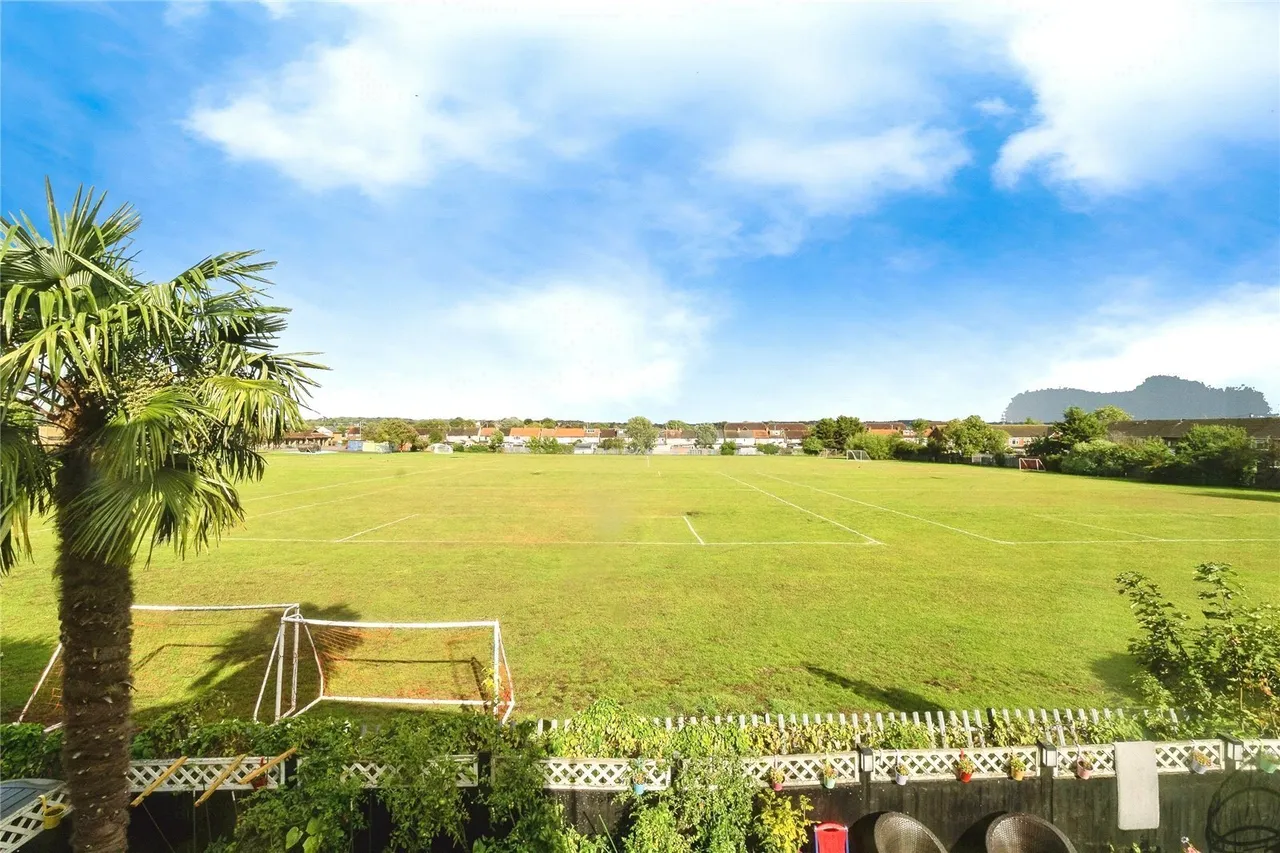 Dalestone Mews, Romford, RM3, photo 6
