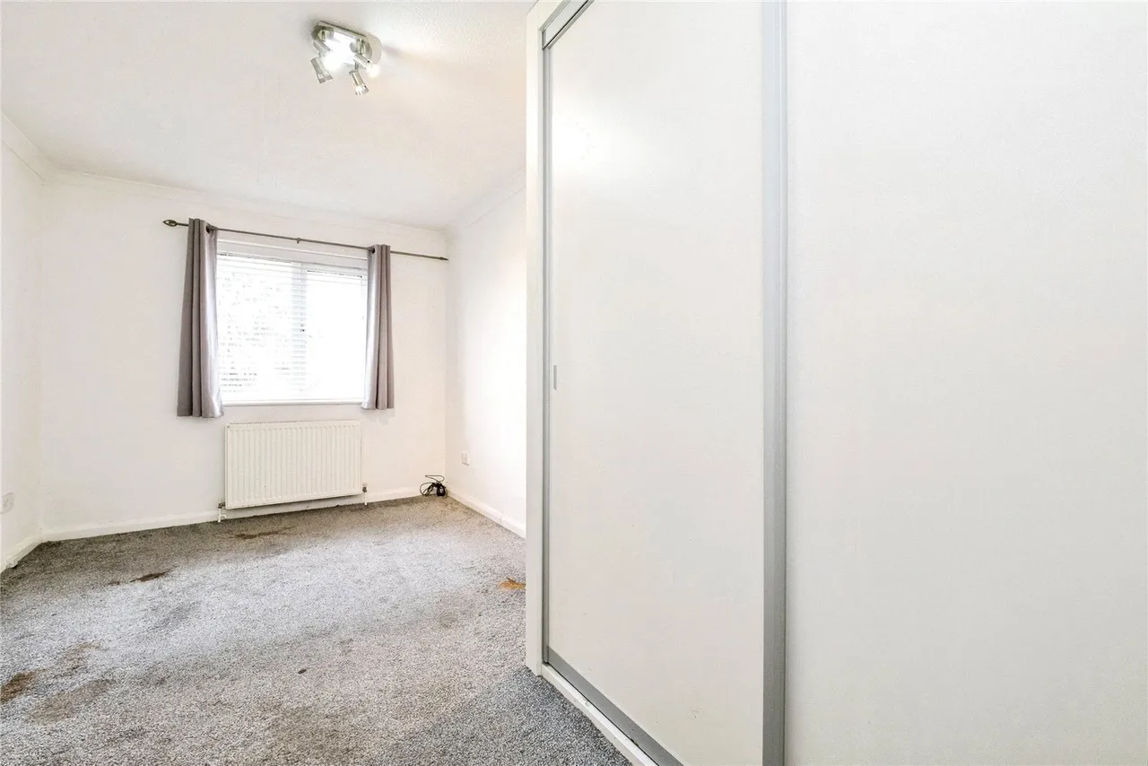 Dalestone Mews, Romford, RM3, photo 12
