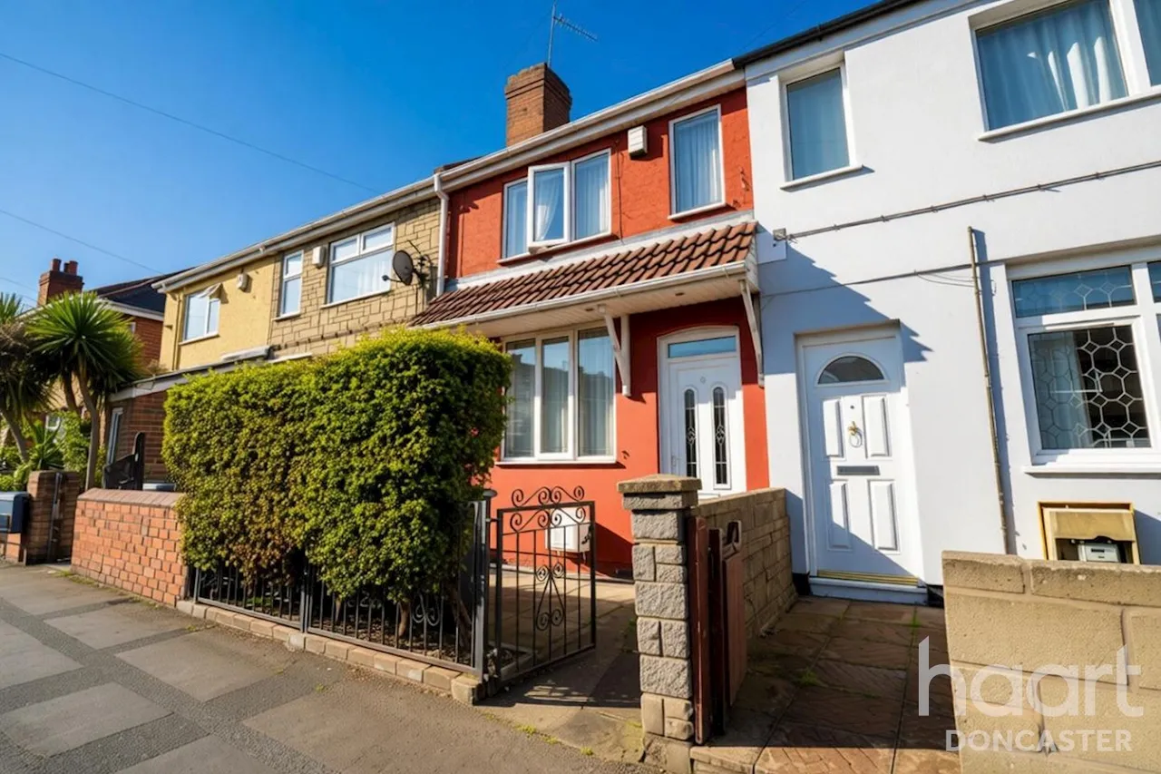 Queens Crescent, Edlington, DN12, photo 15
