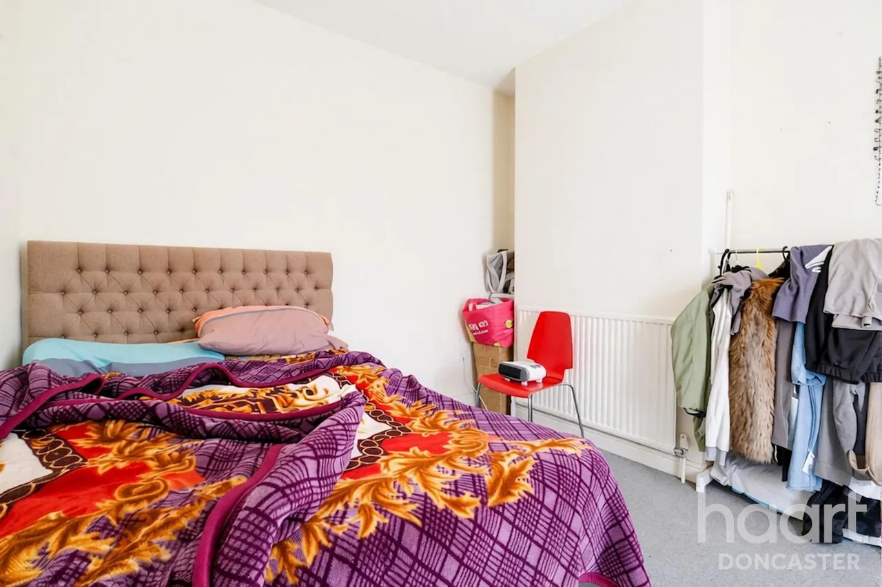 Queens Crescent, Edlington, DN12, photo 12