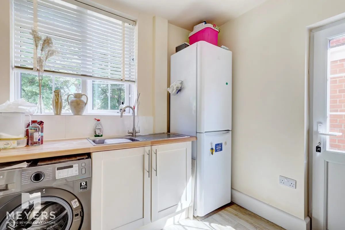 Carbery Avenue, Bournemouth, BH6, photo 25