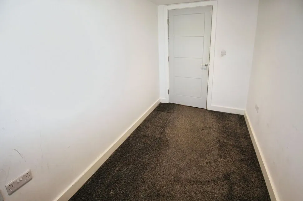 Rydal Crescent, Sheffield, S8, photo 12
