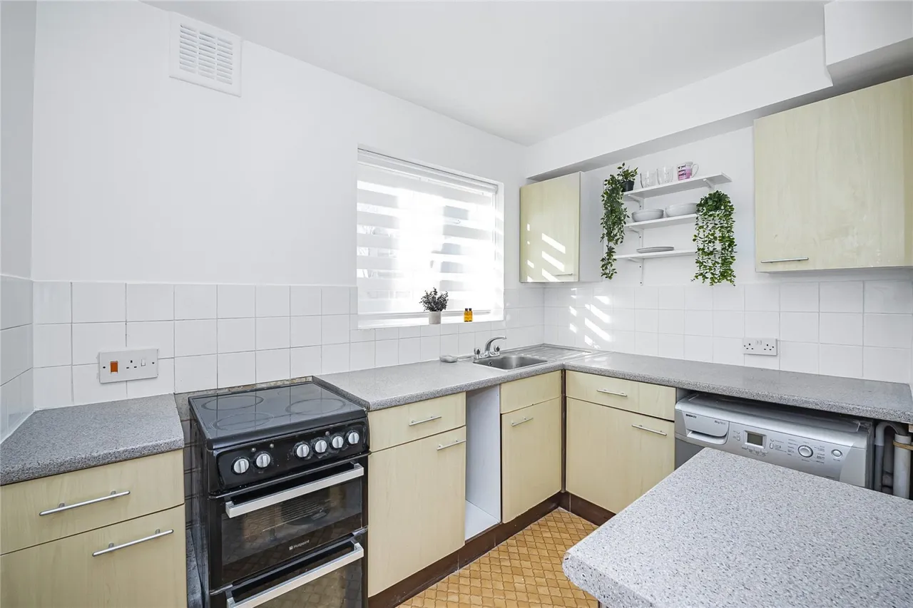 Friars Avenue, Putney Vale, photo 9