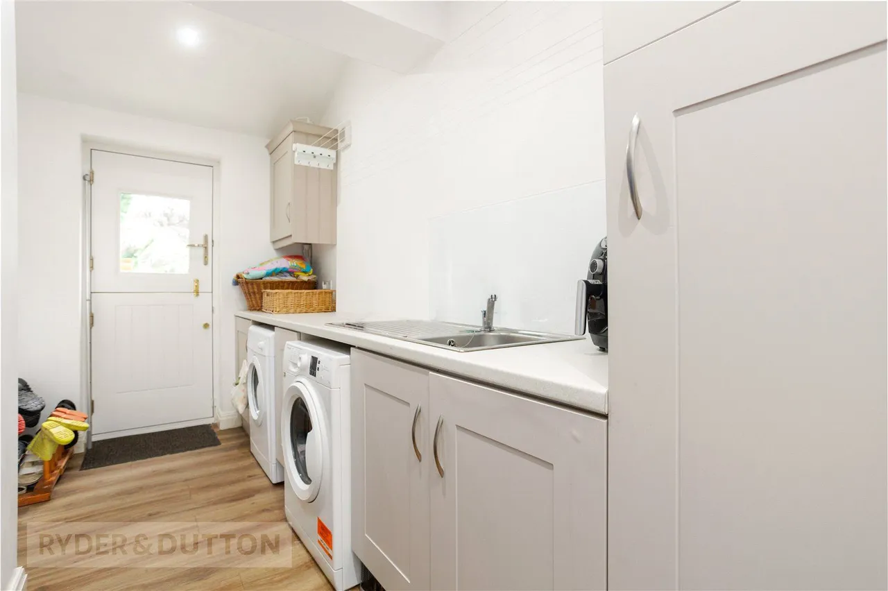The Nook, Greenfield, OL3, photo 13