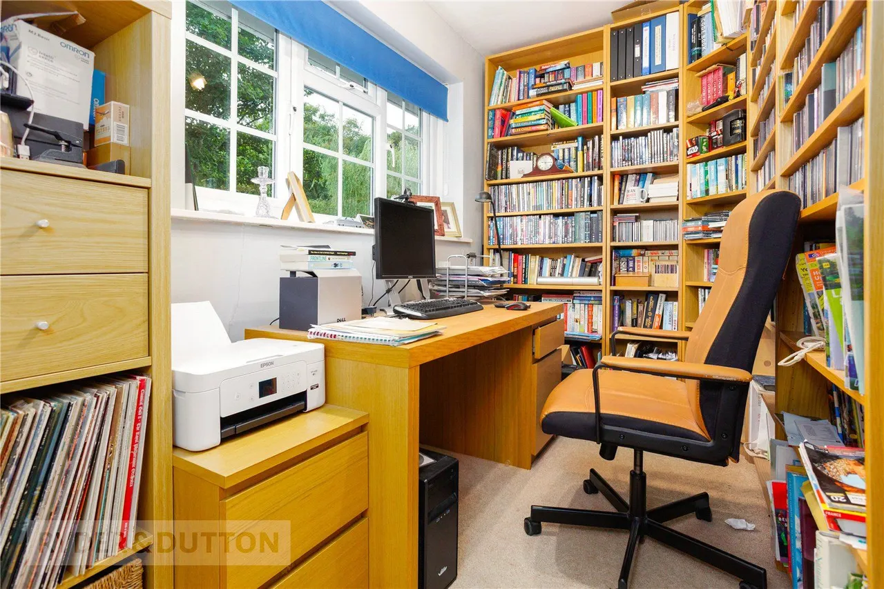 The Nook, Greenfield, OL3, photo 24