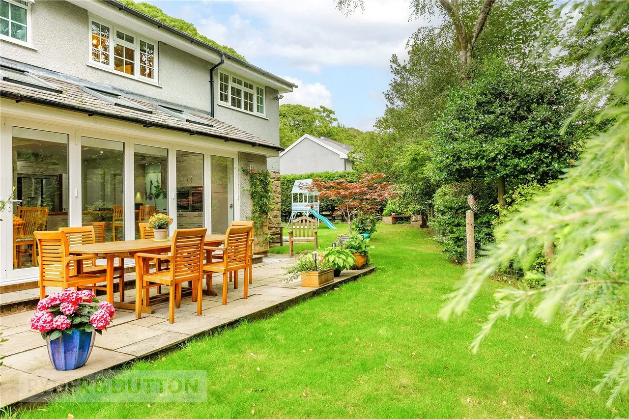 The Nook, Greenfield, OL3, photo 26