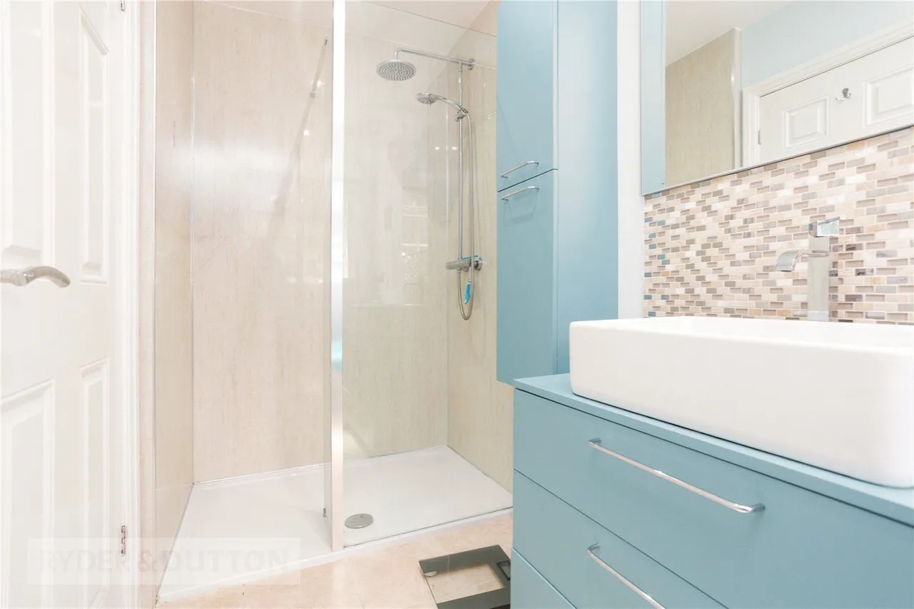 The Nook, Greenfield, OL3, photo 19
