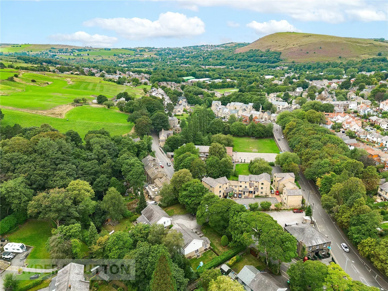 The Nook, Greenfield, OL3, photo 4