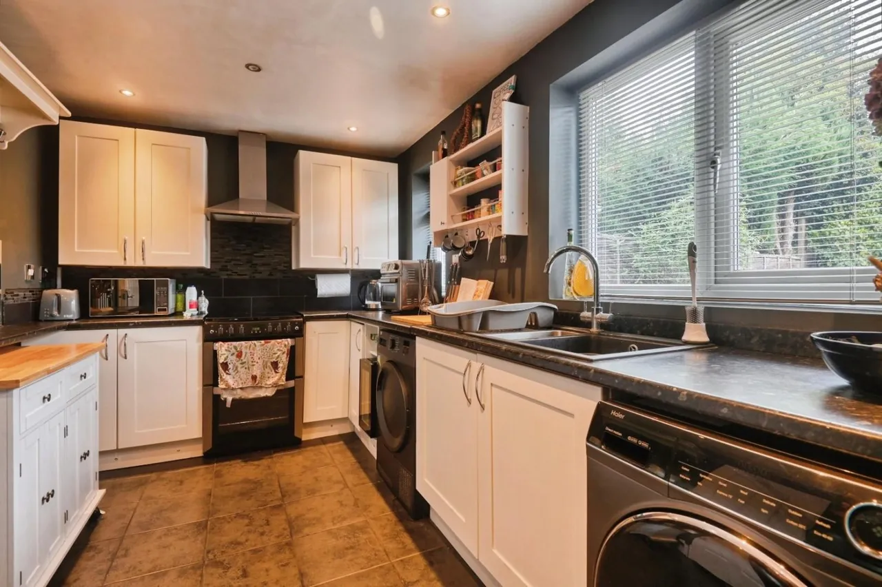 Hanlith, Wilnecote, B77, photo 5