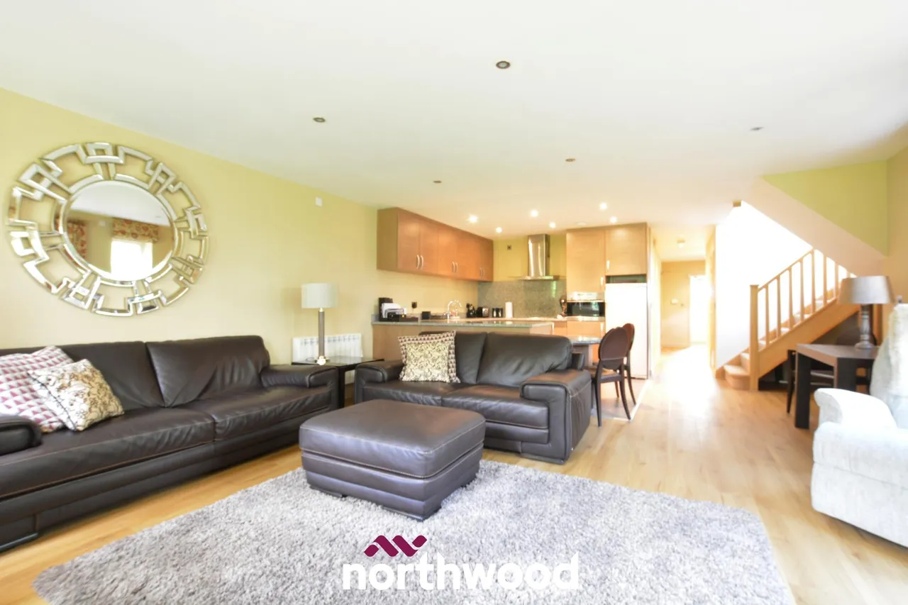 Milestone Court, Bessacarr, DN4, photo 16