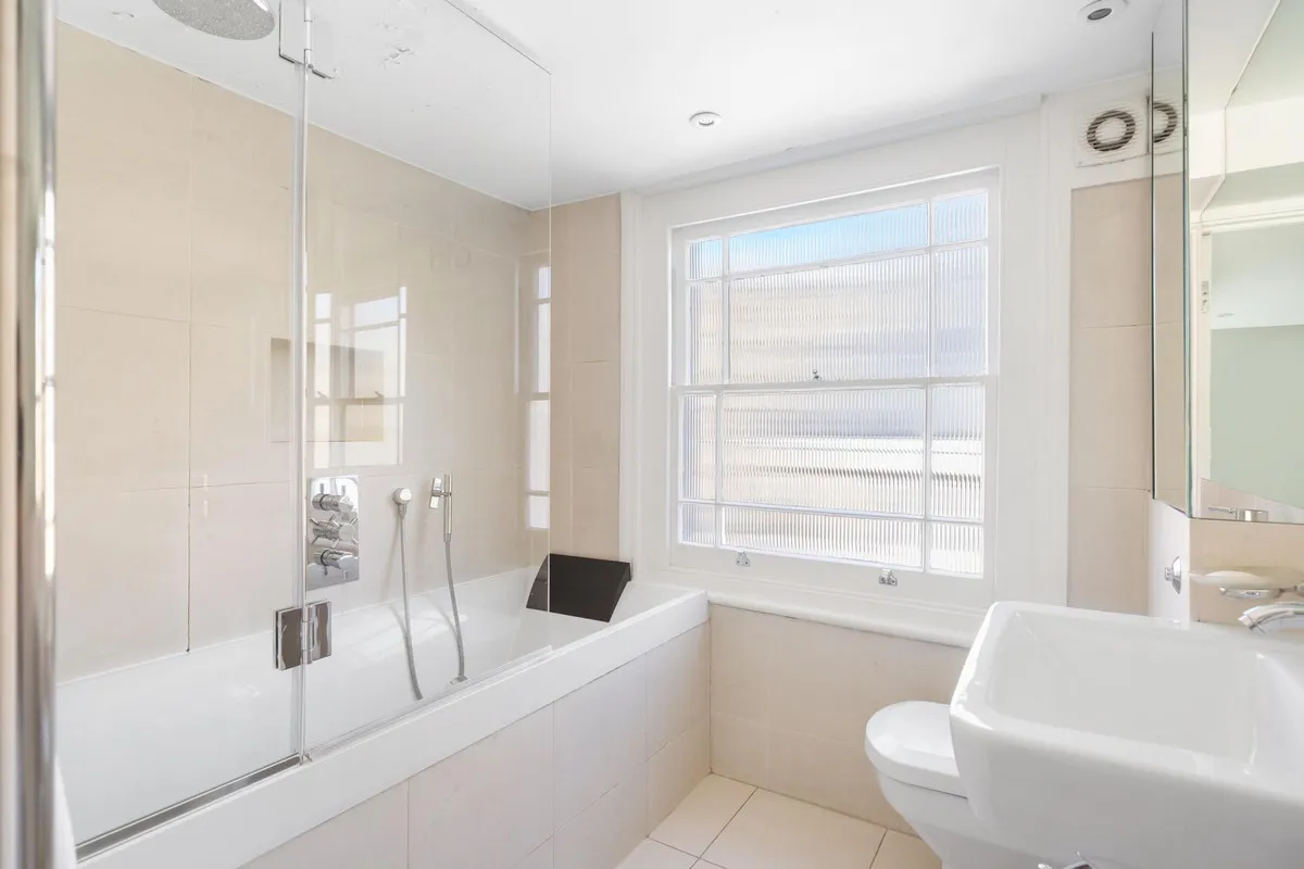 Upper Addison Gardens, London, W14, photo 23