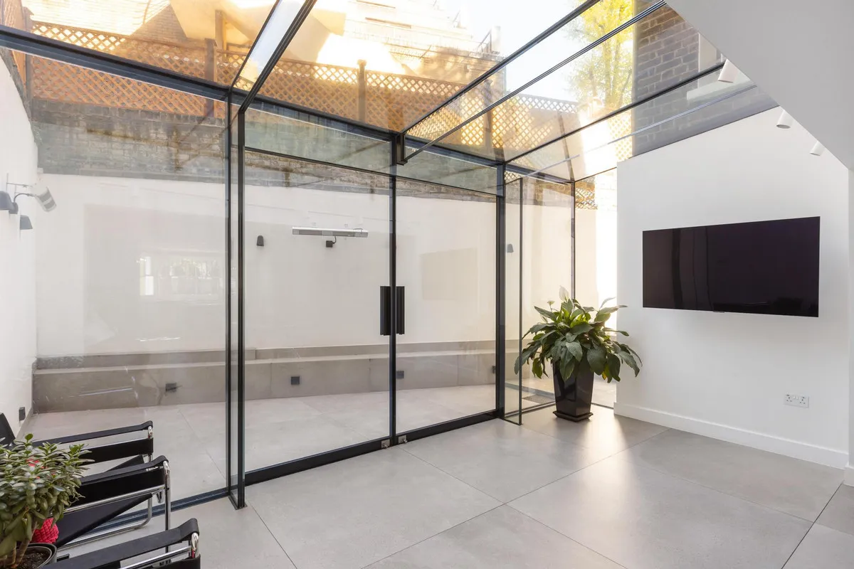 Upper Addison Gardens, London, W14, photo 12