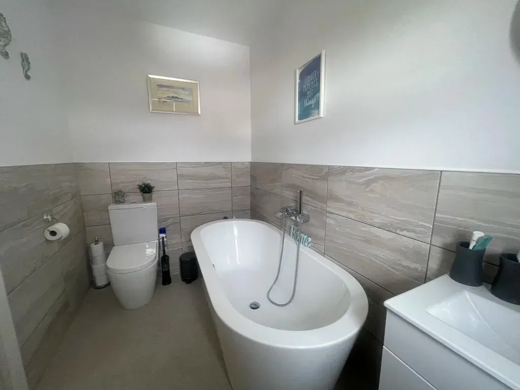Runham Road, Hemel Hempstead, Hertfordshire, HP3 9JB, photo 6