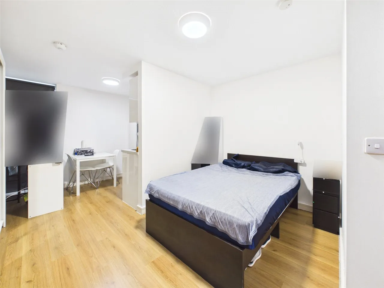 flat for sale — Upper Parliament Street, Liverpool, Merseyside, L8 7QE