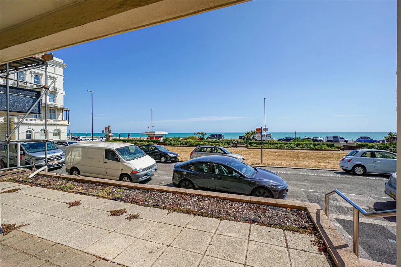 Robertson Terrace, Hastings, photo 12
