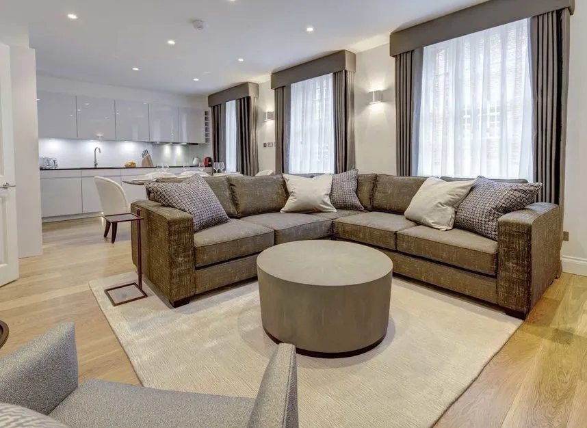 Bruton Place, Mayfair, W1J, photo 2