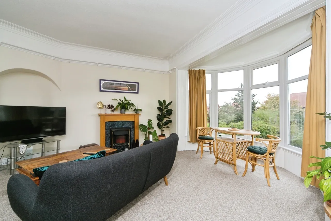 Grosvenor Road, Colwyn Bay, LL29, photo 3