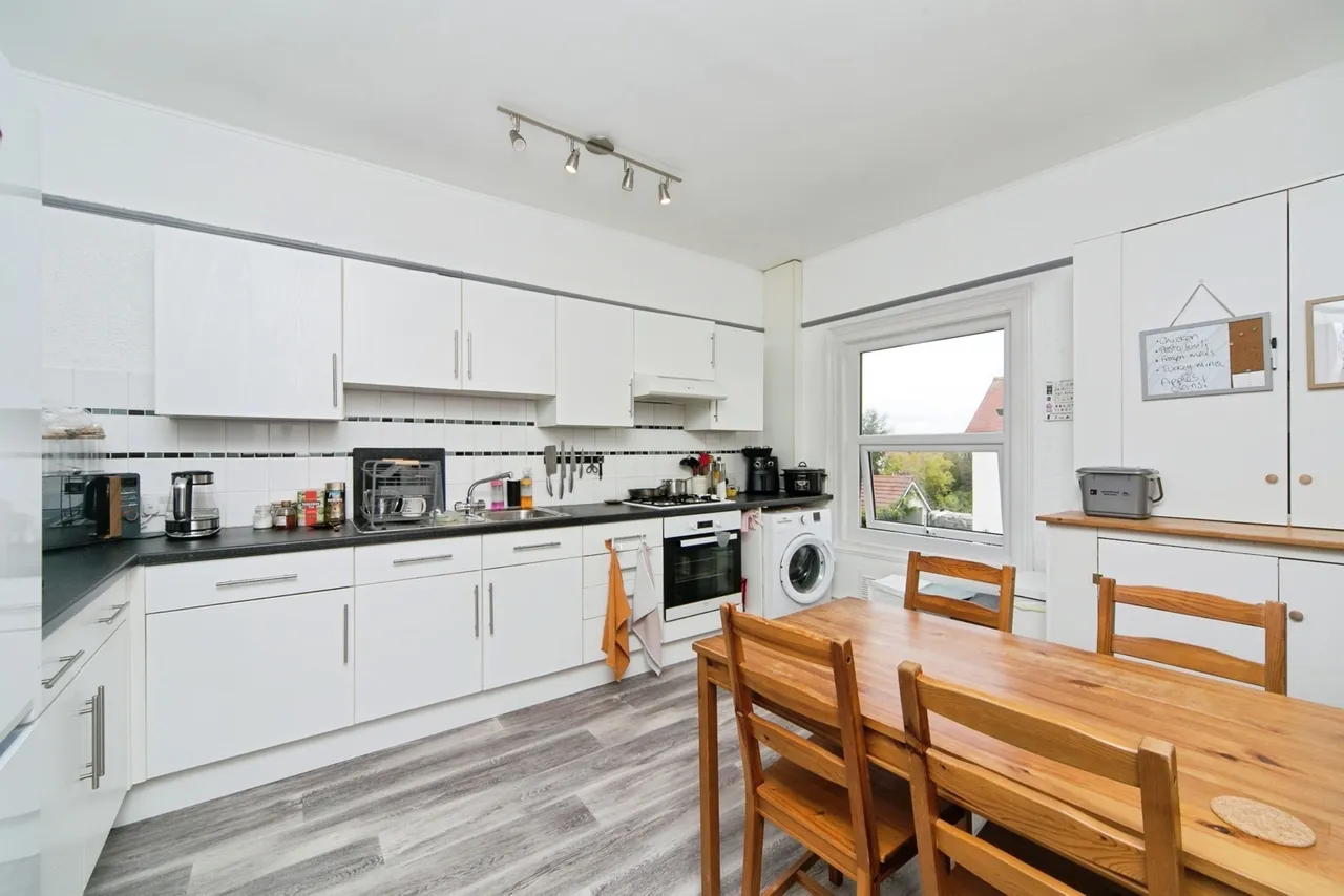 Grosvenor Road, Colwyn Bay, LL29, photo 2