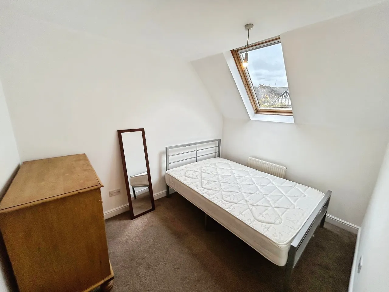 Pencarrow Close, Didsbury, M20, photo 12
