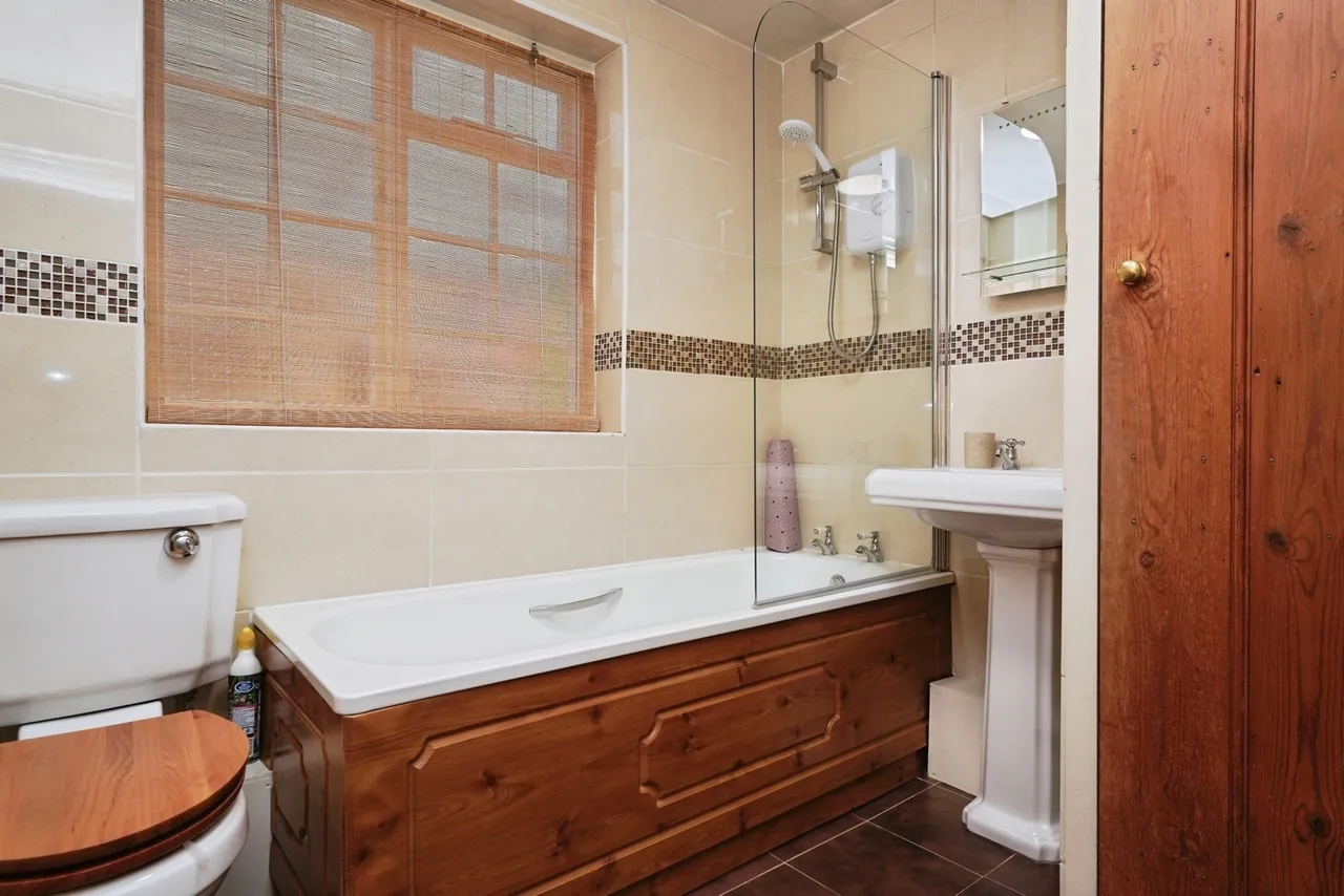 Church Street, Harvington, WR11, photo 8