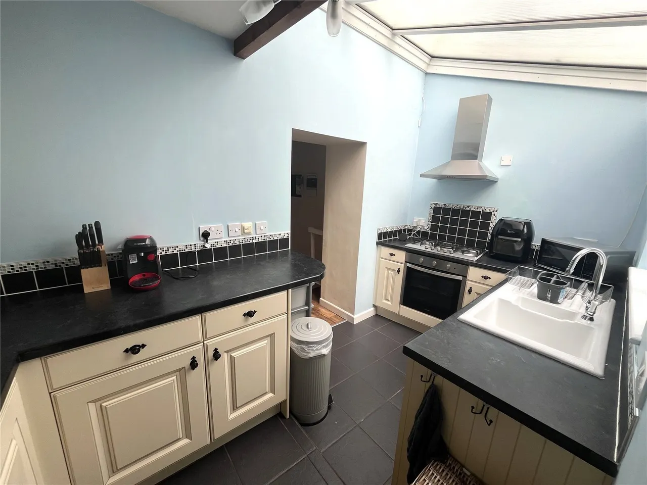 Milton Terrace, Pembroke Dock, SA72, photo 16