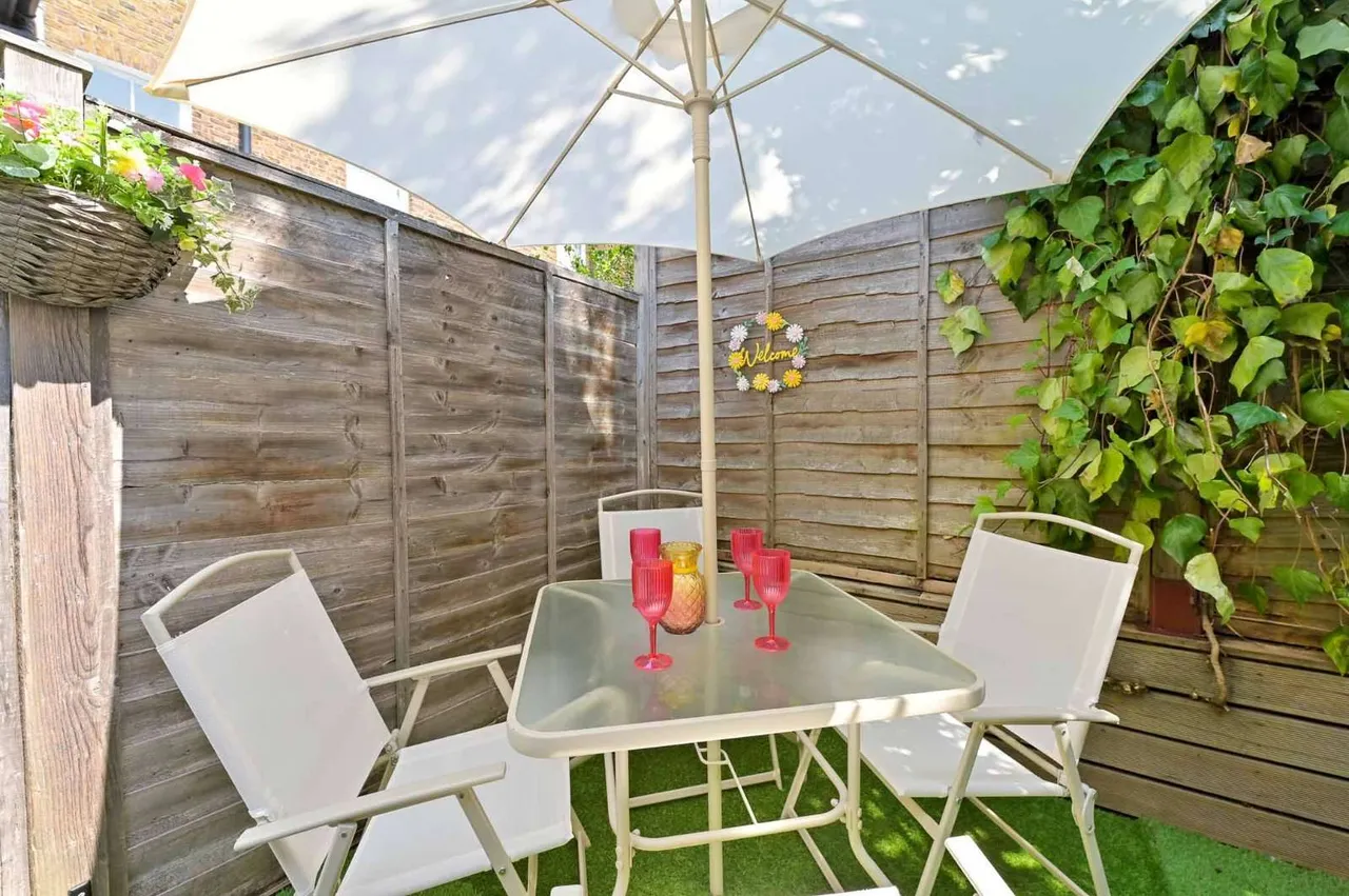 Trinity Place, Windsor, Berkshire, SL4 3AP, photo 3