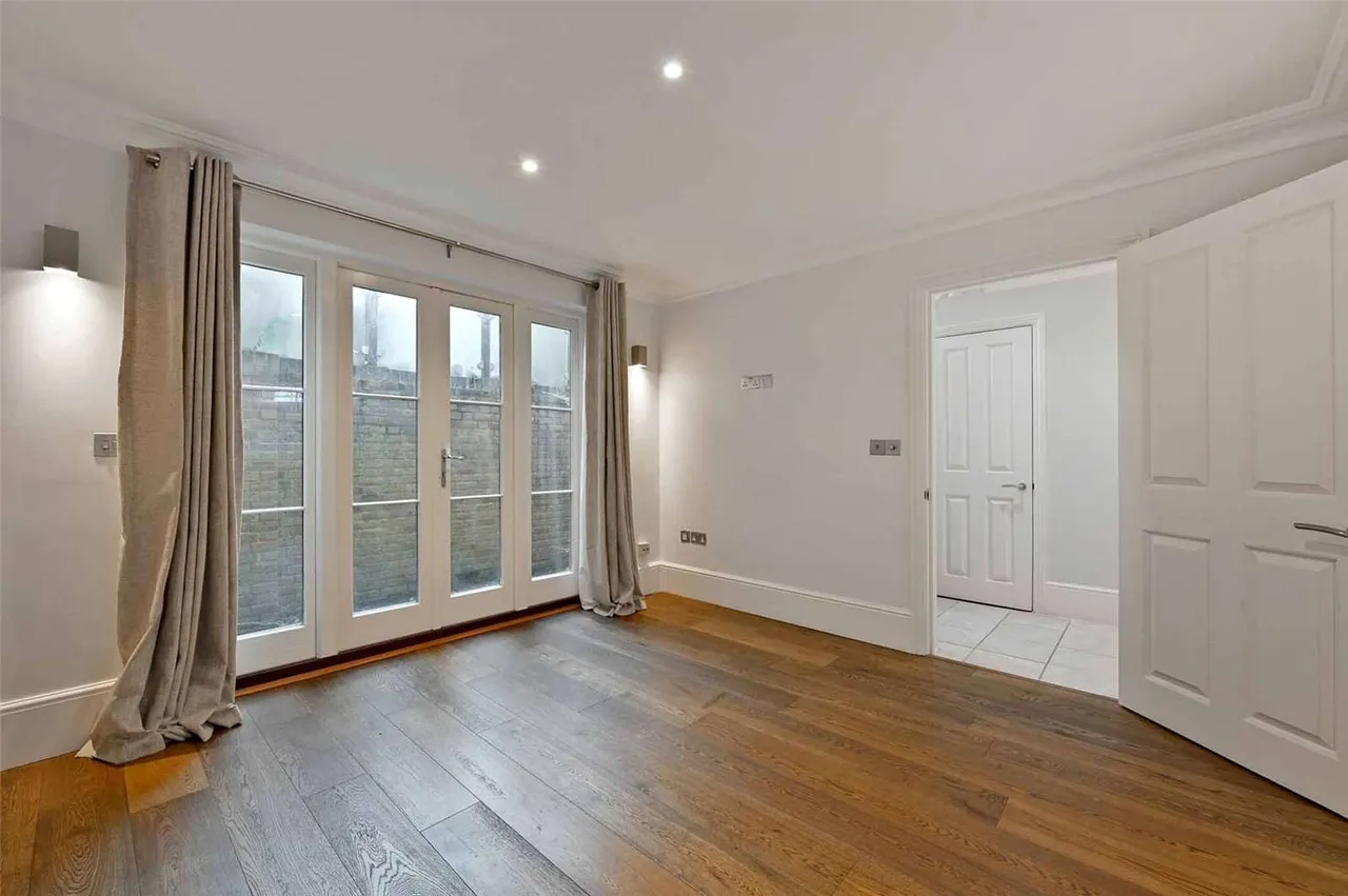 Trinity Place, Windsor, Berkshire, SL4 3AP, photo 8