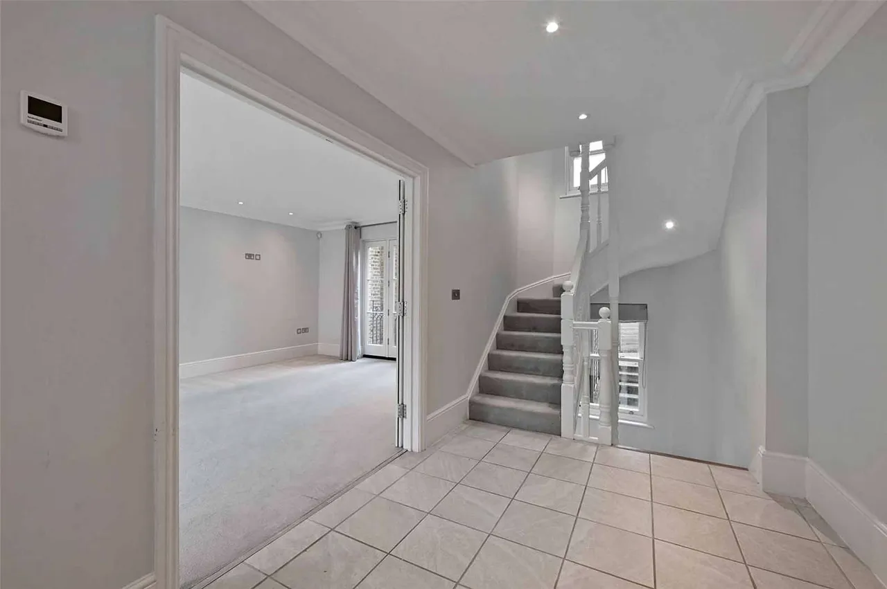 Trinity Place, Windsor, Berkshire, SL4 3AP, photo 6