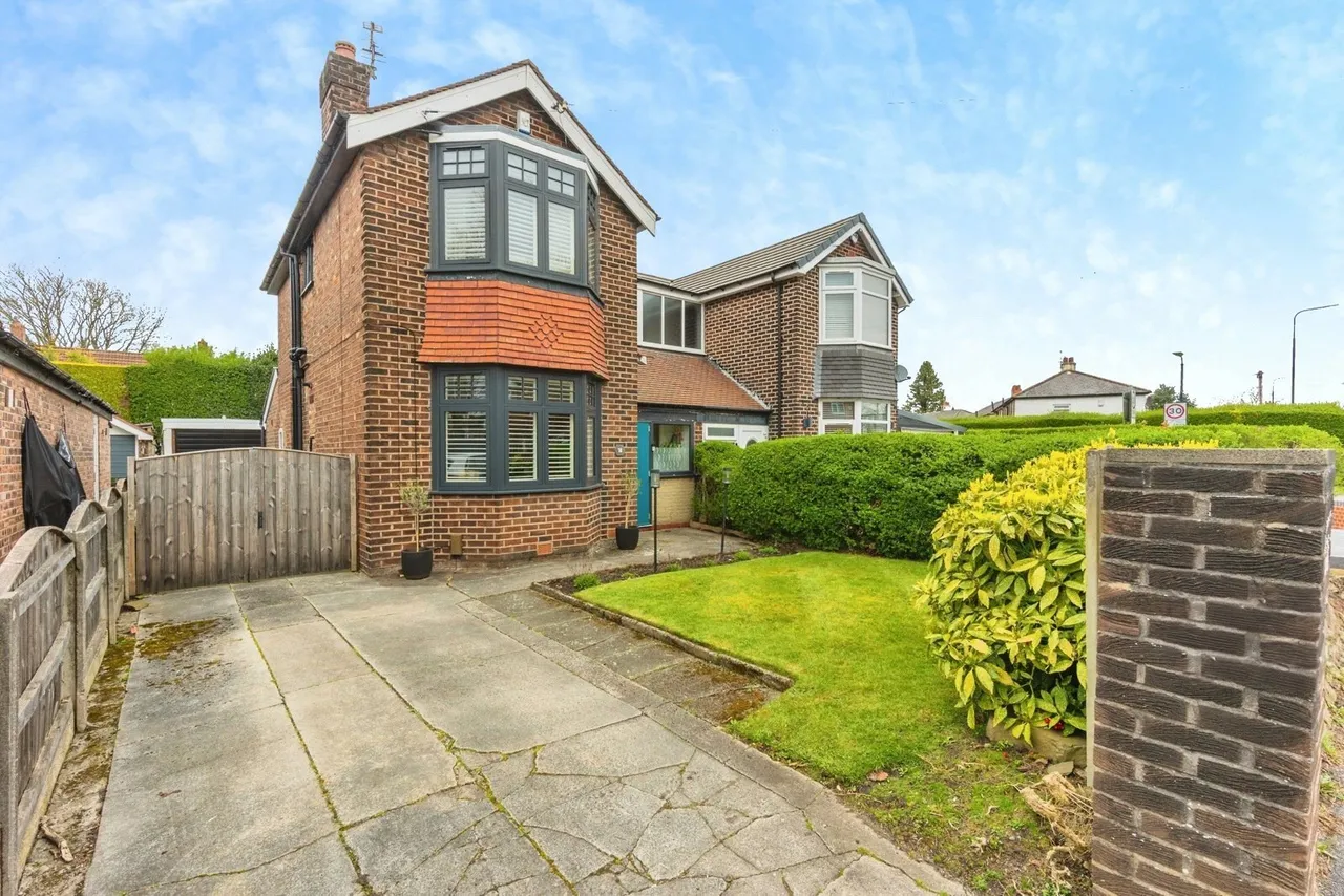 3 bed house for sale — Firs Road, Sale, Greater Manchester, M33
