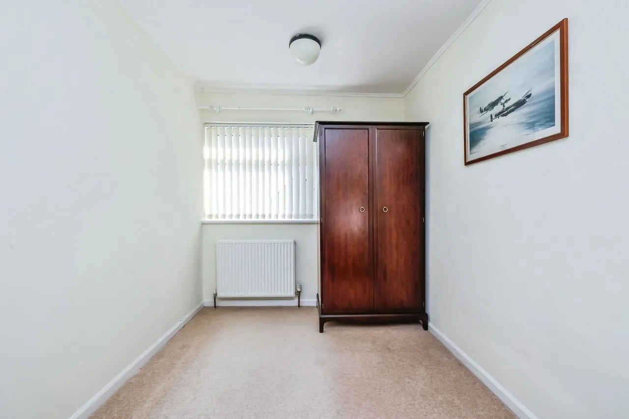 Manesty Crescent, Clifton, Nottingham, NG11, photo 15