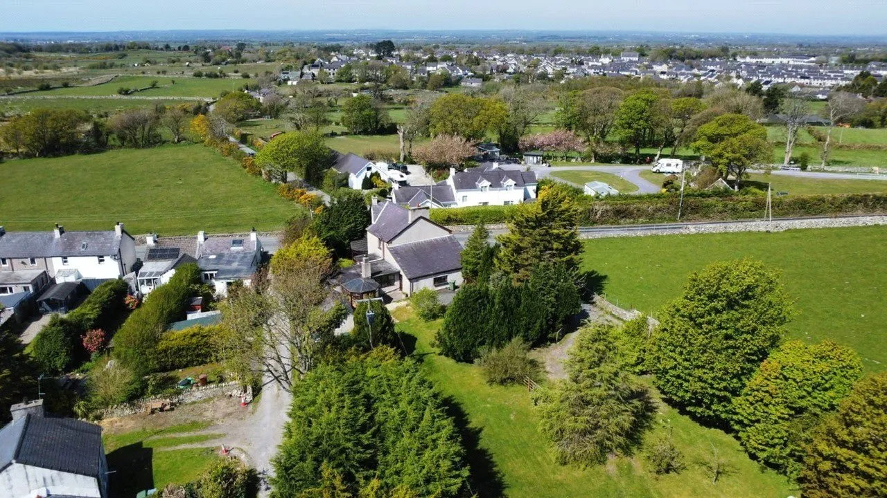 Llanrug, Caernarfon, LL55, photo 26