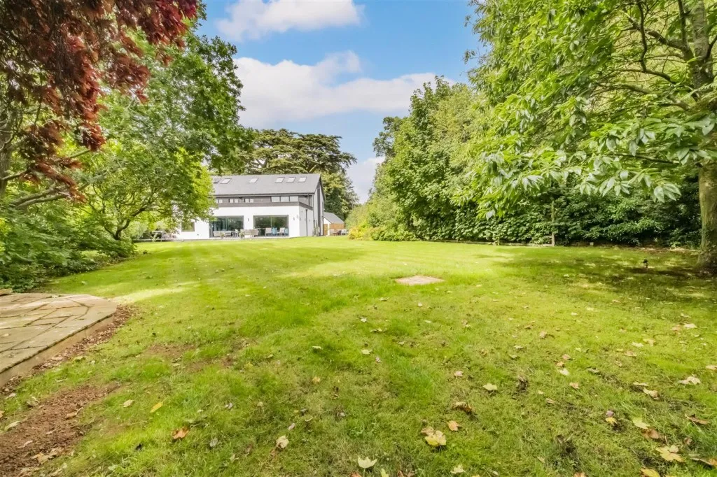 The Avenue, Overstone, photo 20