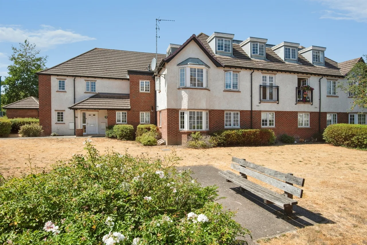 Ascot Drive, Letchworth Garden City, SG6, photo 19