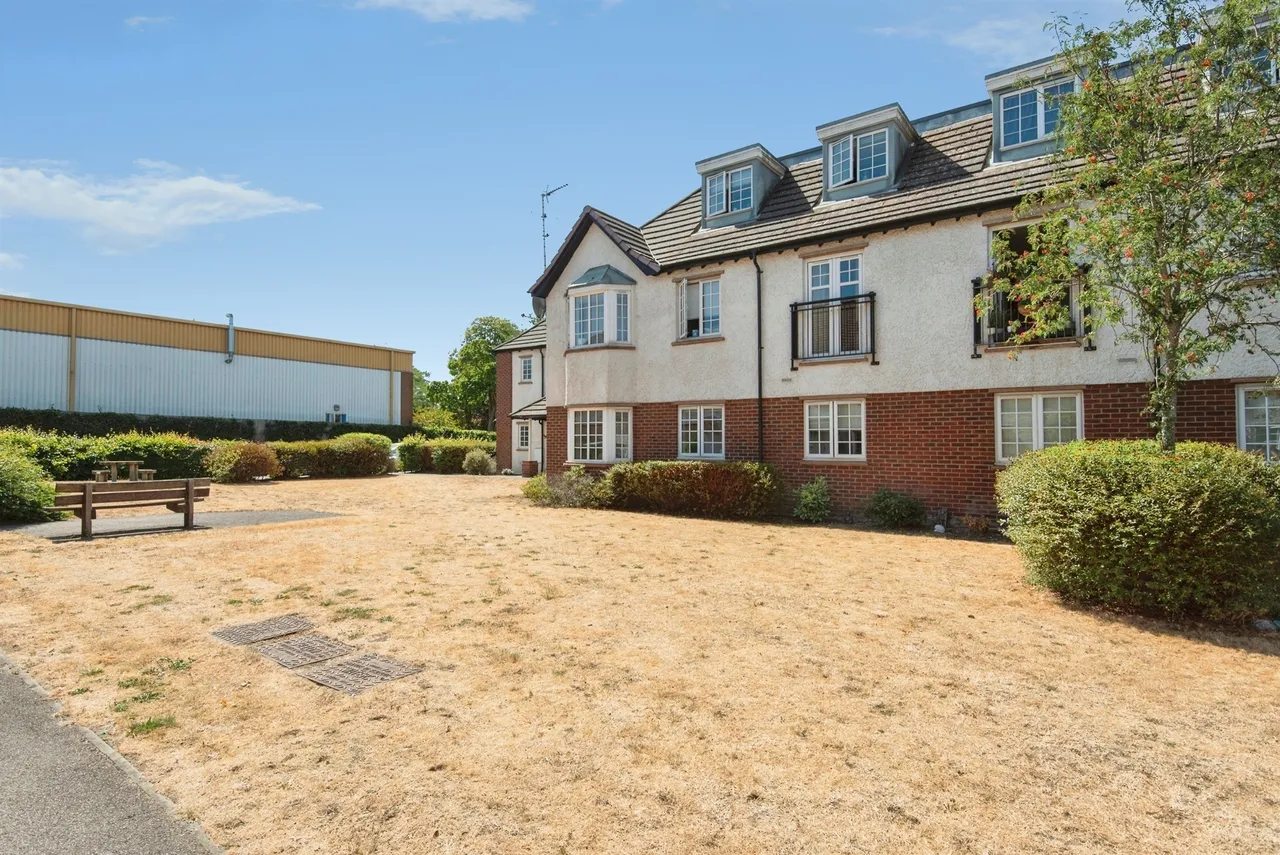 Ascot Drive, Letchworth Garden City, SG6, photo 18