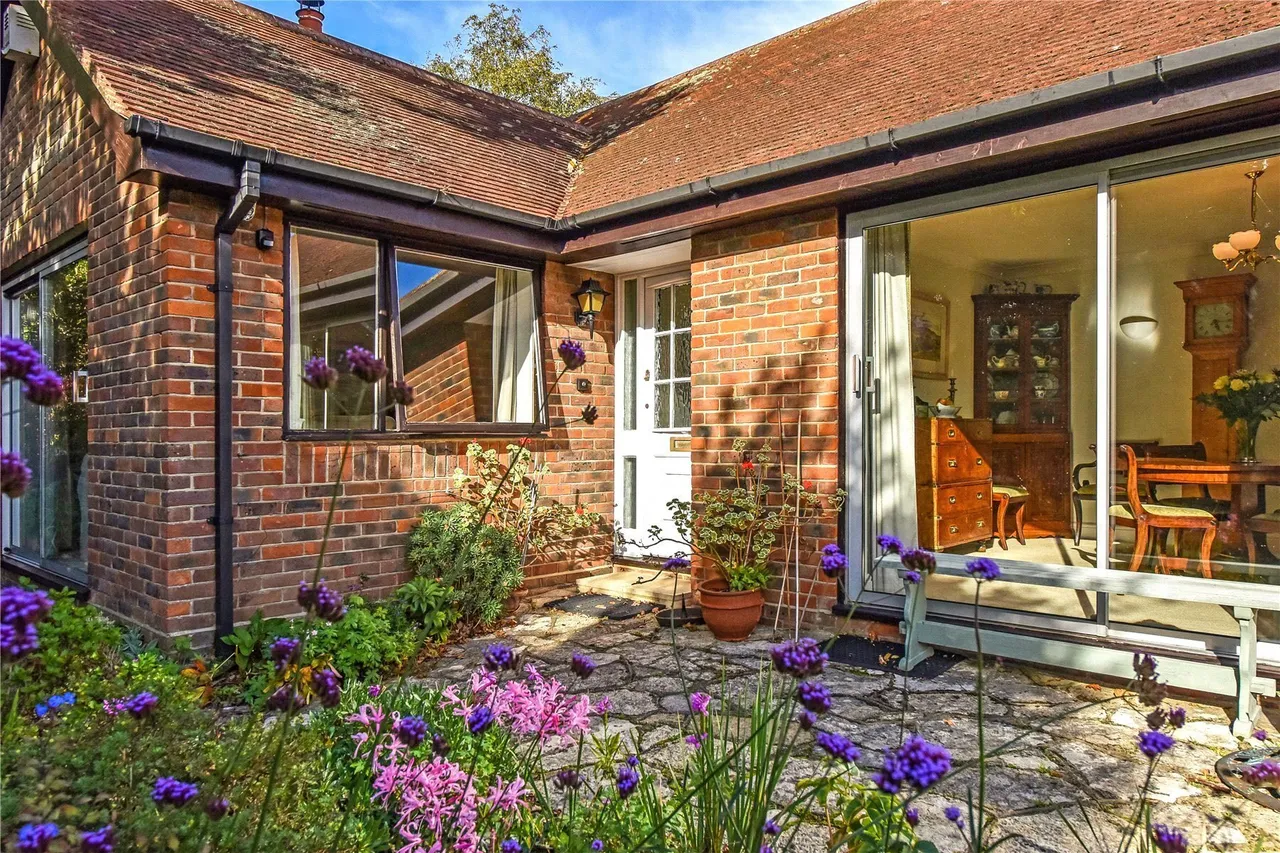 Waterford Close, Lymington, SO41, photo 17