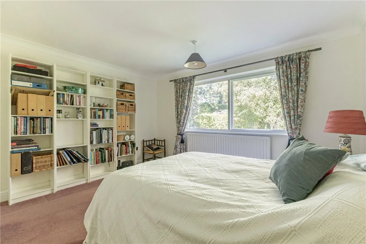 Waterford Close, Lymington, SO41, photo 12
