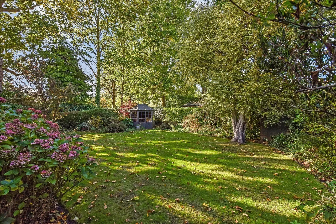 Waterford Close, Lymington, SO41, photo 18