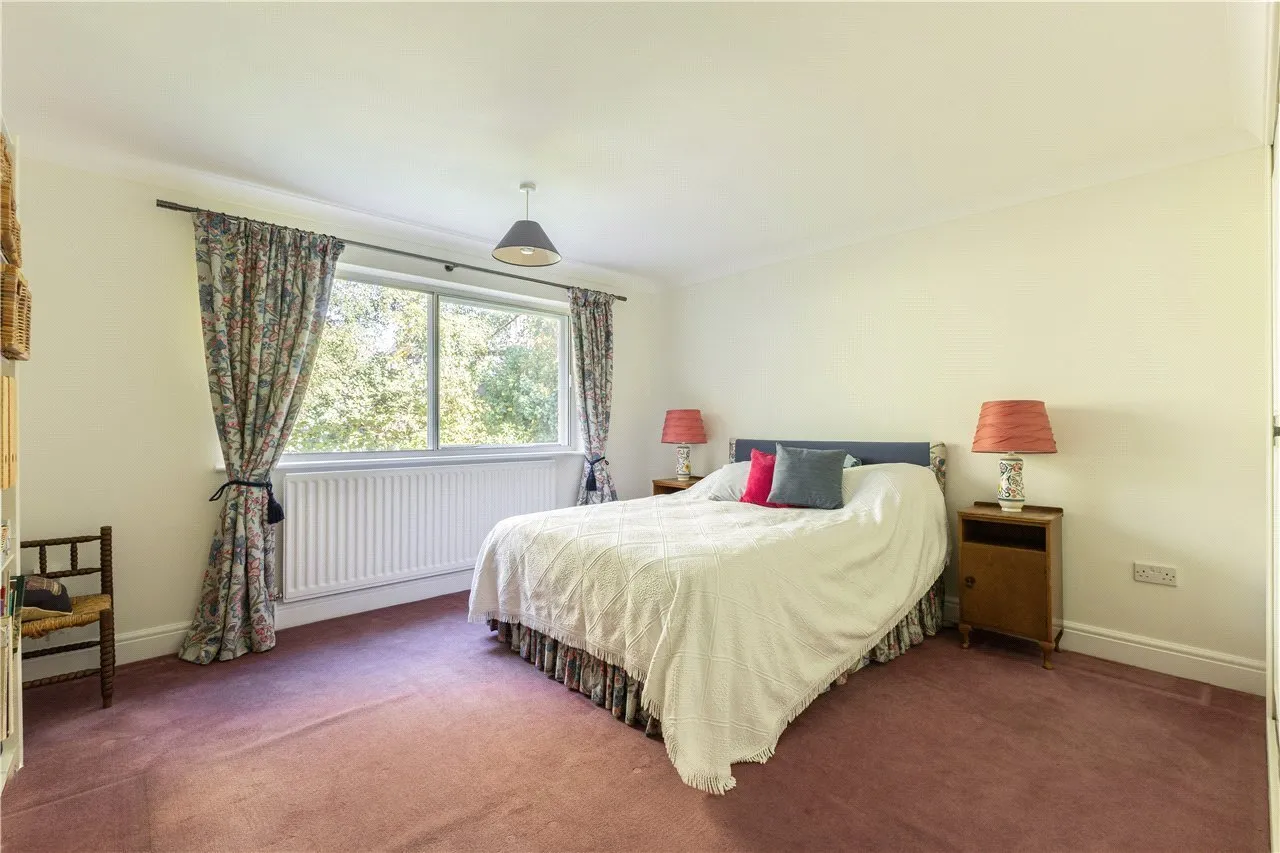Waterford Close, Lymington, SO41, photo 13