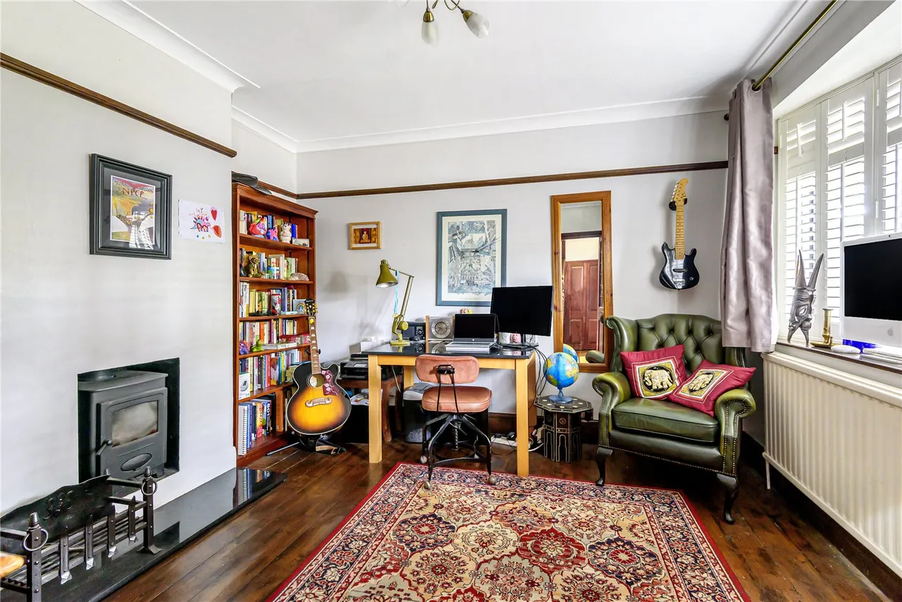 Oak Avenue, Hampton, TW12 3NP, photo 4