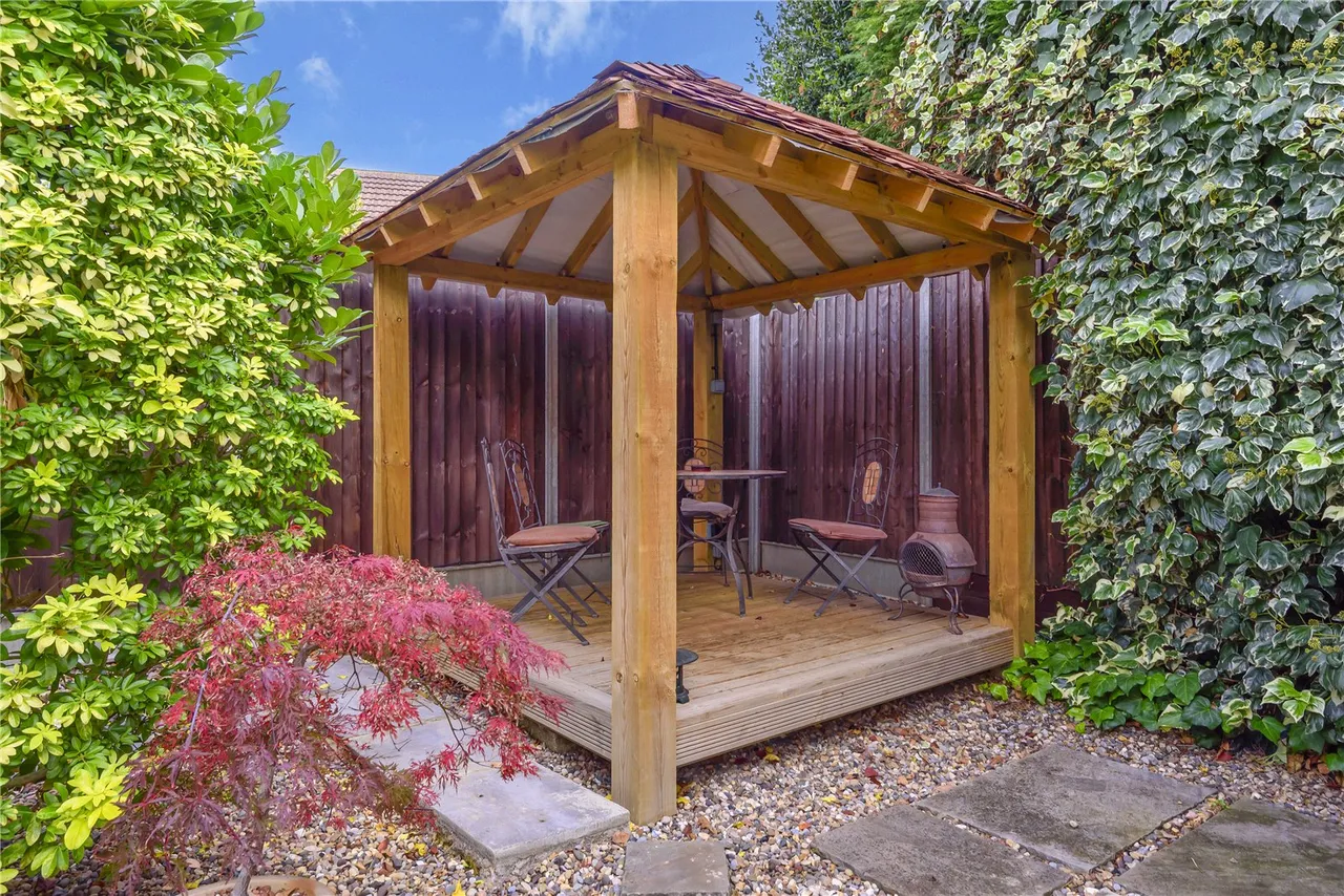 Oak Avenue, Hampton, TW12 3NP, photo 12