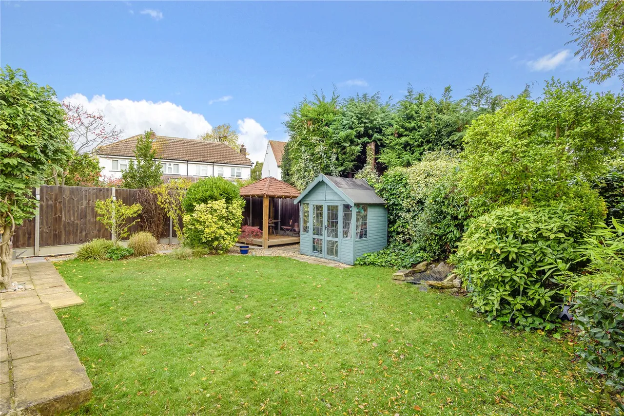 Oak Avenue, Hampton, TW12 3NP, photo 10