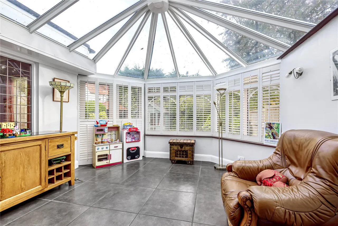 Oak Avenue, Hampton, TW12 3NP, photo 6