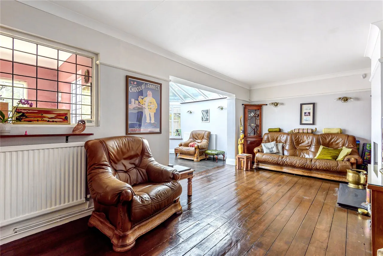 Oak Avenue, Hampton, TW12 3NP, photo 3