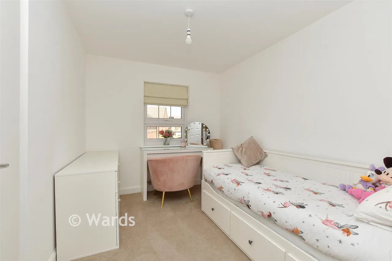Ashmeads Rise, Borden, ME10, photo 12
