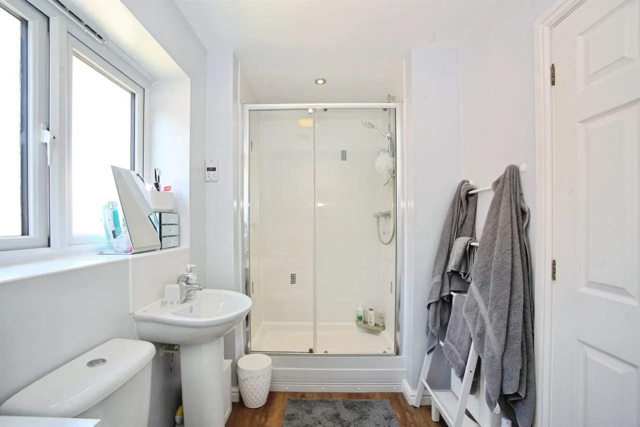 Meadow View Pontyclun, CF72, photo 12